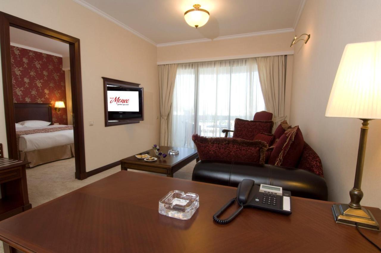 Hotel Monec Анкара Экстерьер фото