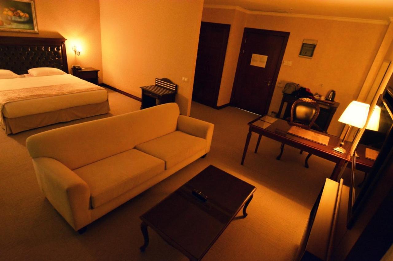 Hotel Monec Анкара Экстерьер фото